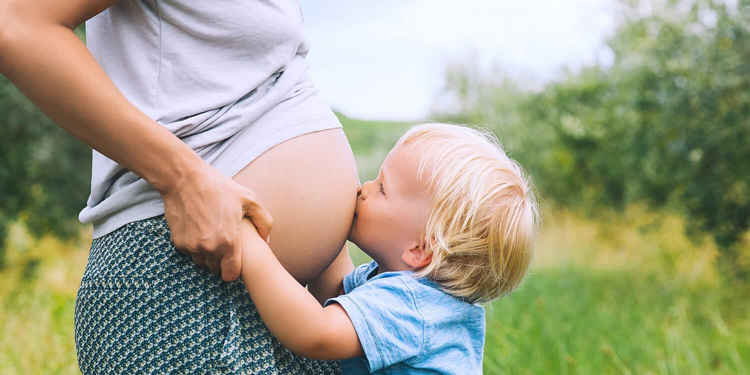 Dein Baby ist jetzt ca. so schwer wie ein Butternusskürbis.